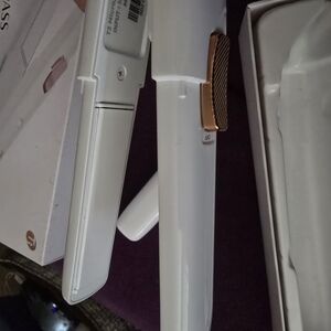 White and Gold Hair Straightener Travel Size Used A Few Times